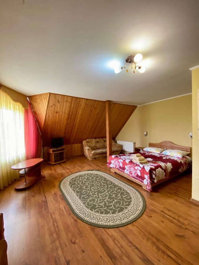 Вілла Мозола Skhidnytsia Exteriör bild